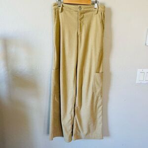 Wild Fable Tan wide leg Corduroy cargo side pocket pants size xxs see measuremen